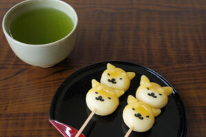 犬に緑茶は危険！飲んだ・舐めた場合の症状や対処法を解説